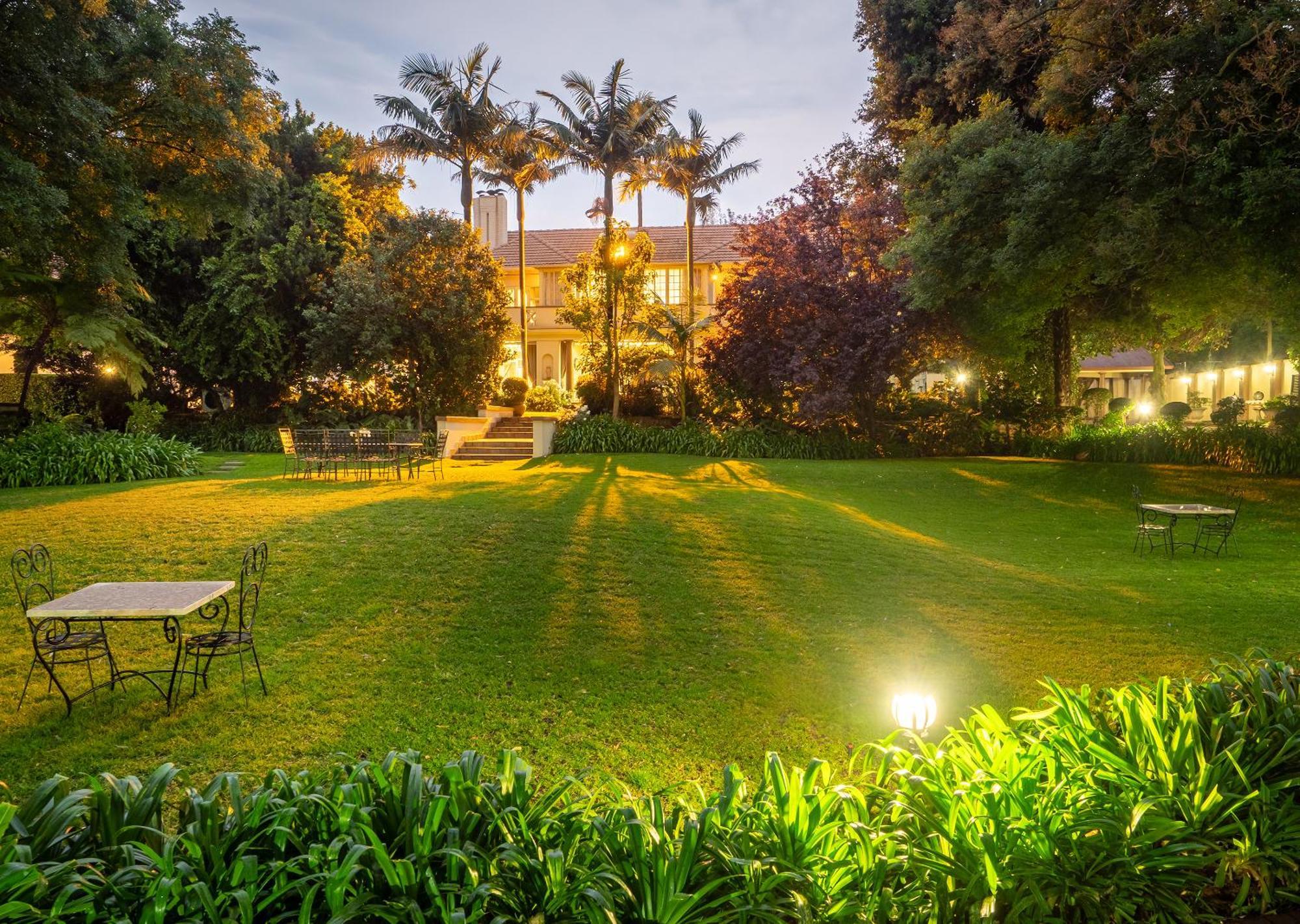 10 2Nd Avenue Houghton Estate By Dream Resorts ヨハネスブルグ エクステリア 写真