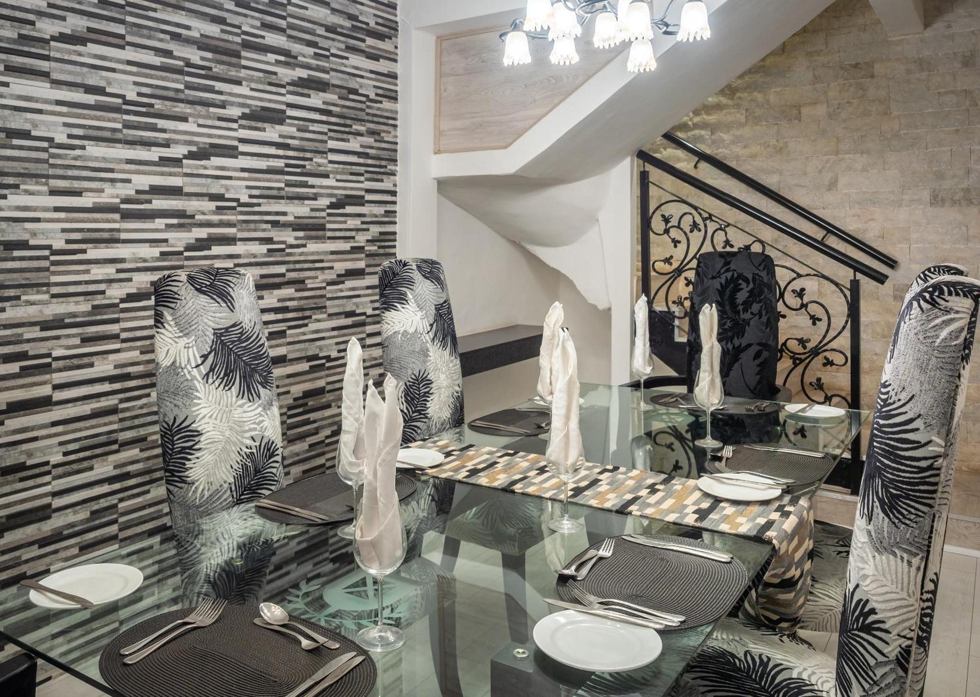 10 2Nd Avenue Houghton Estate By Dream Resorts ヨハネスブルグ エクステリア 写真